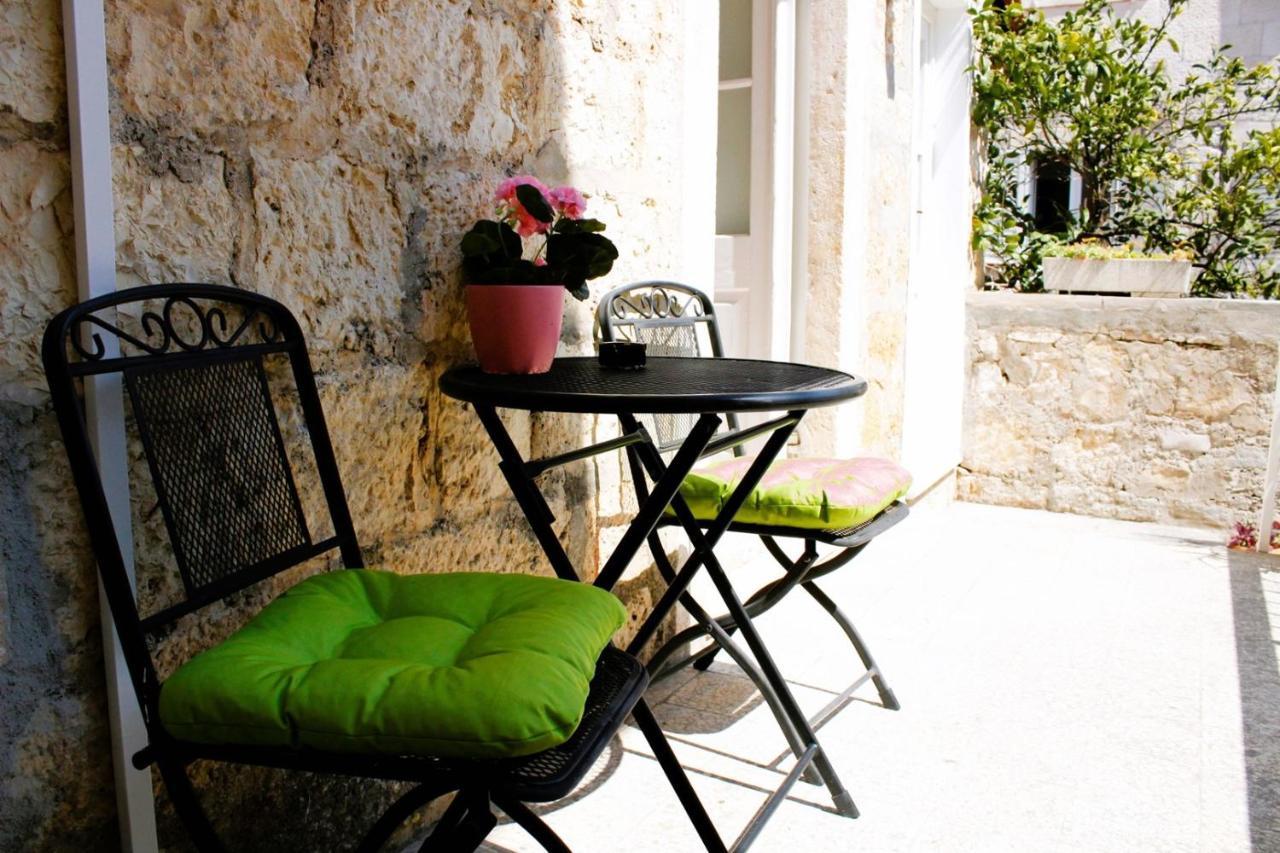וויס Korzo Rooms & Apartments מראה חיצוני תמונה