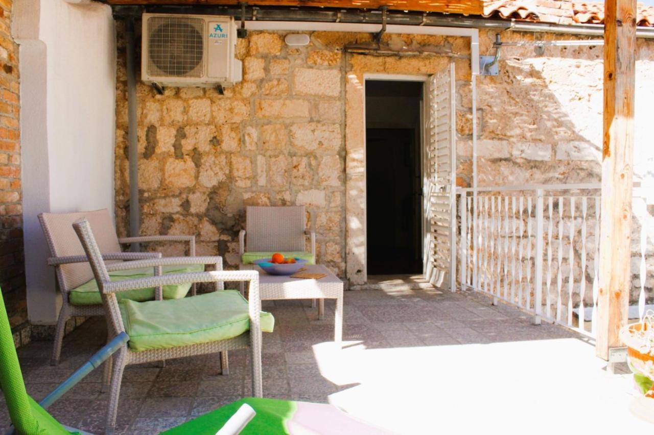 וויס Korzo Rooms & Apartments מראה חיצוני תמונה