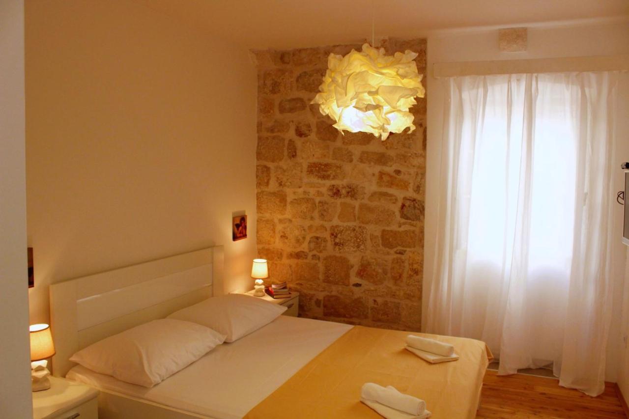 וויס Korzo Rooms & Apartments מראה חיצוני תמונה