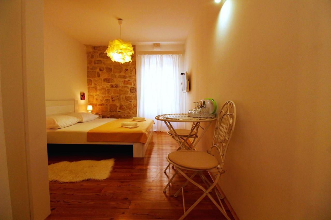 וויס Korzo Rooms & Apartments מראה חיצוני תמונה