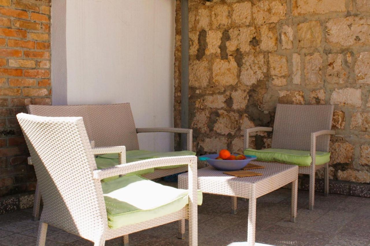 וויס Korzo Rooms & Apartments מראה חיצוני תמונה