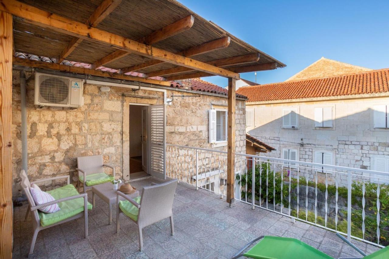 וויס Korzo Rooms & Apartments מראה חיצוני תמונה
